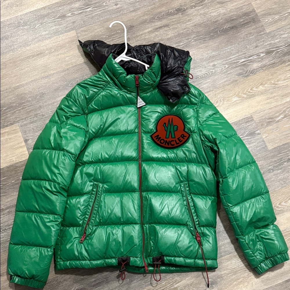 Moncler Vibrant Green Puffer Jacket with Black Accents